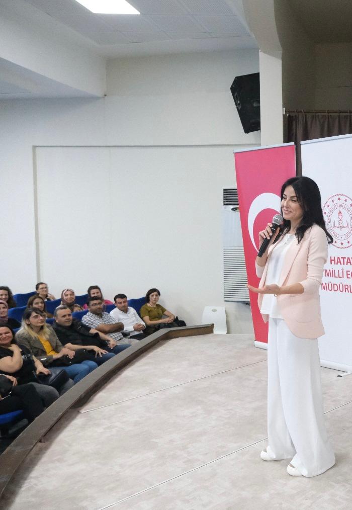 Hatay öğretmenlere diksiyon eğitimi